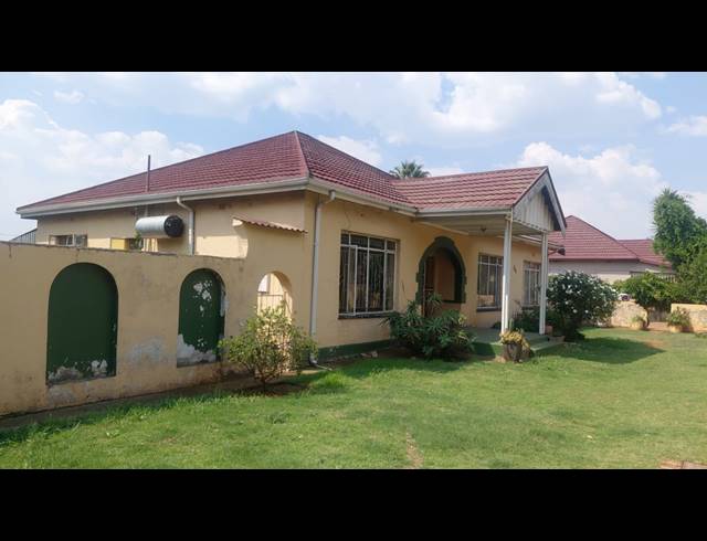 3 BEDROOM FREESTANDING FOR SALE IN BRAKPAN CENTRAL